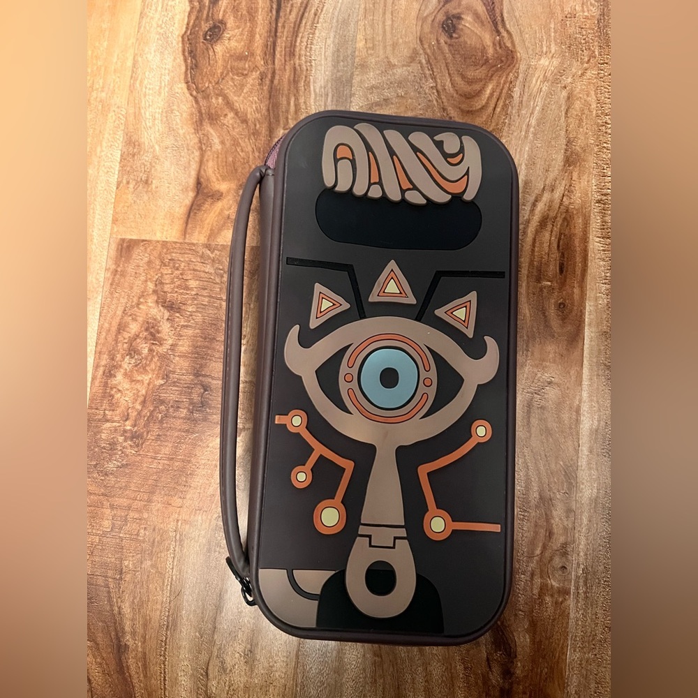 RARE Zelda Sheikah Slate Nintendo Switch Case/Bag/BOTW Collector